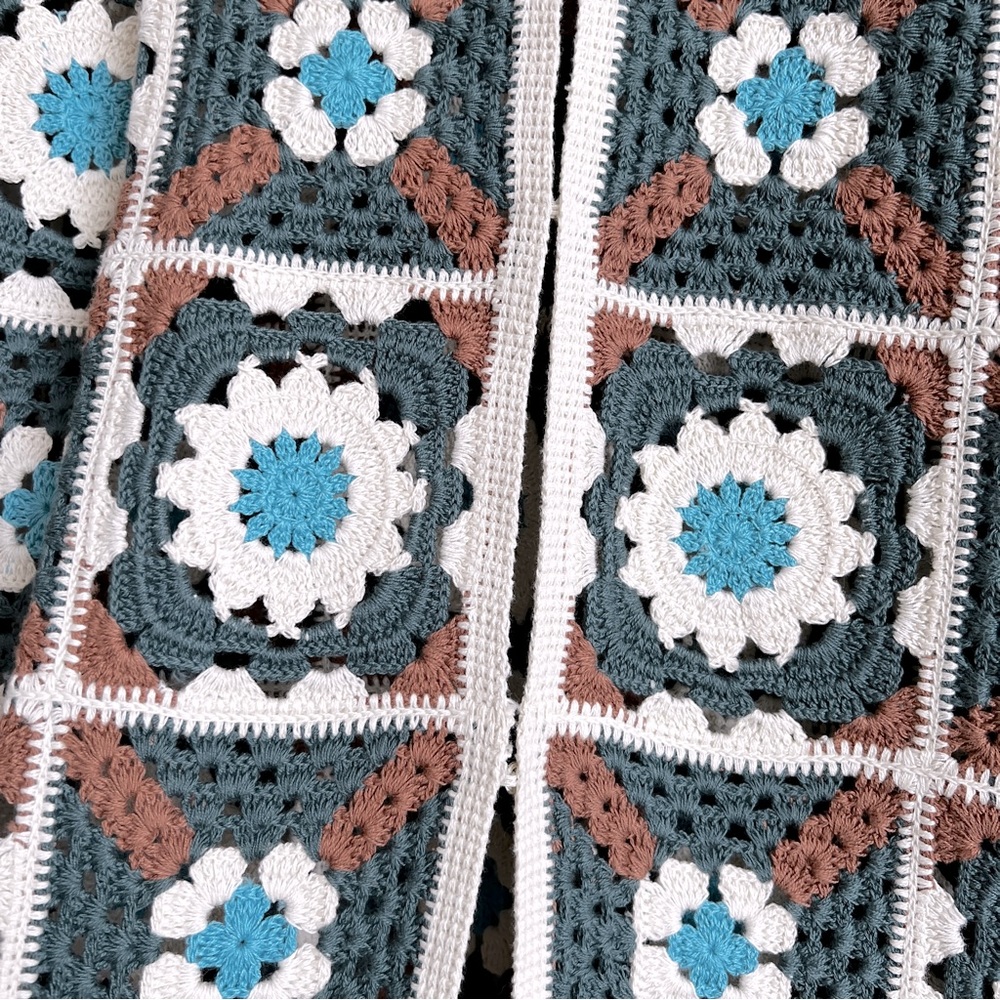 Tyler Böe Crocheted Mid Length Cardigan Sweater Granny Square Crochet S … - Picture 8 of 16